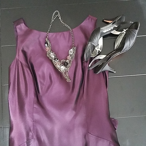 Sleeveless Purple dress - Picture 2 of 7